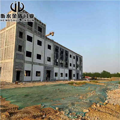 下冶镇泄爆墙施工