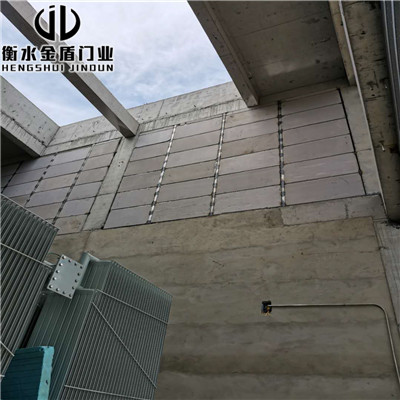 下冶镇泄爆墙施工